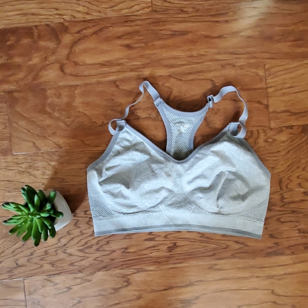 🚨FLASH SALE❣Danskin Women's Sports Bra size XL
